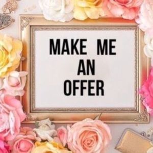 Happy Spring! Love to bundle & accept most offers!